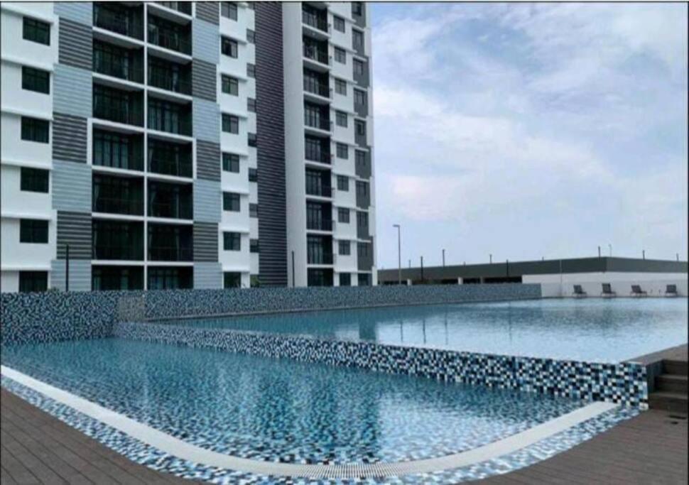 Cinta Staycation Desaru 3b2b Pool * Bandar Penawar